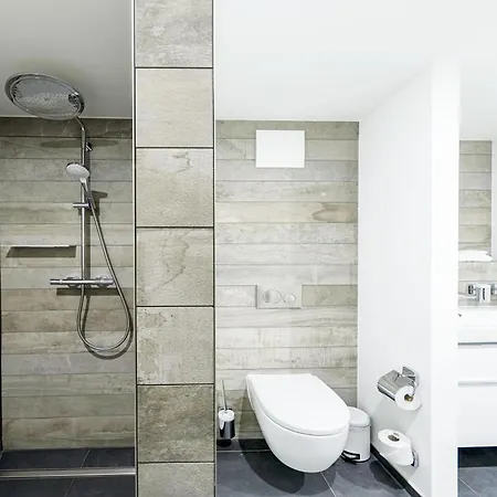 Boddenflair In Der Seefahrtschule *