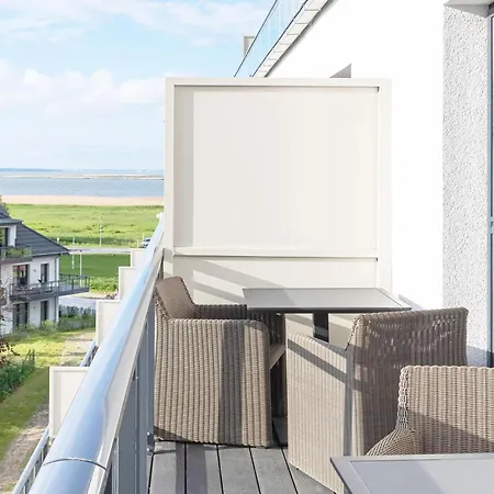 Boddenflair In Der Seefahrtschule アパート ヴストロ