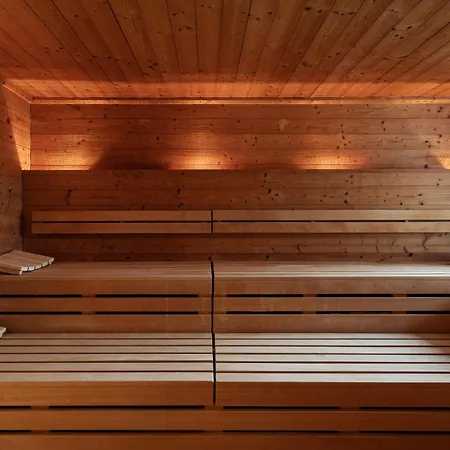 Boddenflair In Der Seefahrtschule ヴストロ