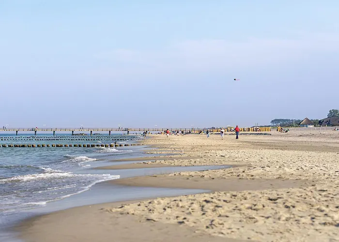 Boddenflair In Der Seefahrtschule Wustrow (Fischland)